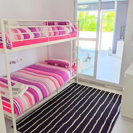 Apartment Lorcrimar V, *