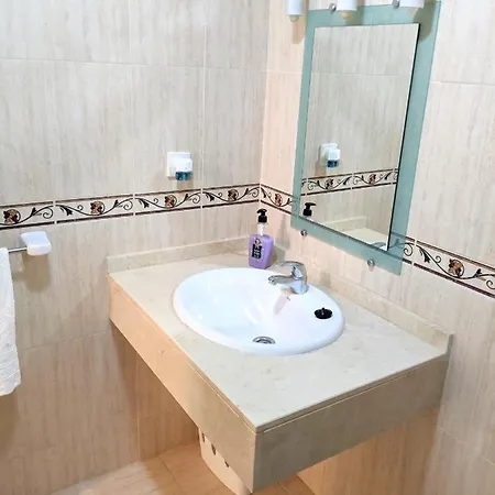 Lorcrimar V, Marbella